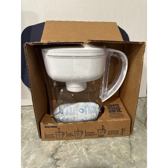 Brita Water Filter Pitcher for Tap and Drinking Water with 1 Filter- White - Picture 3 of 3